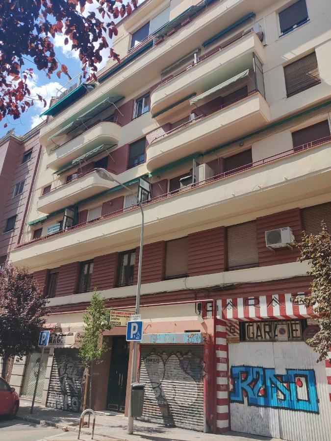 Duplex En Chamberi Osoteca Apartment Madrid Bagian luar foto